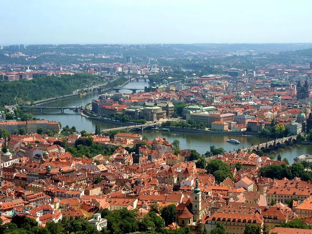 VLTAVA 24