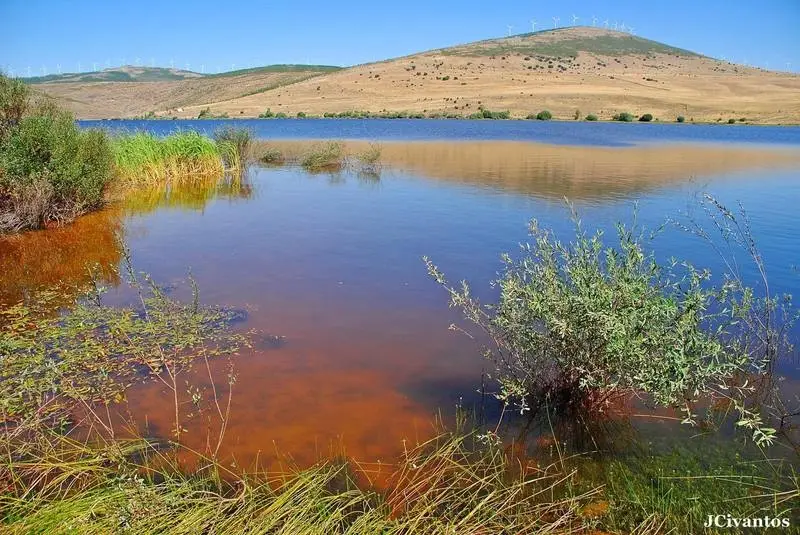 Embalse de los Serones