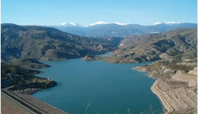 Embalse de Beninar