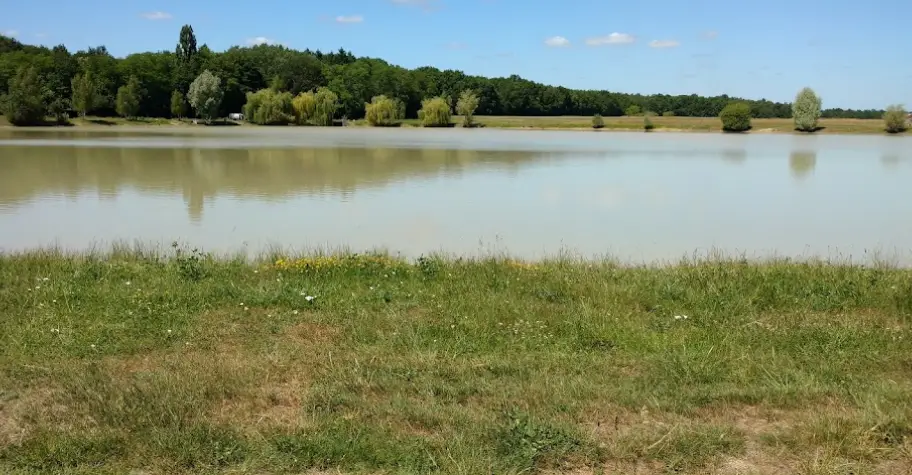 Plan d'eau d'Ouchamps