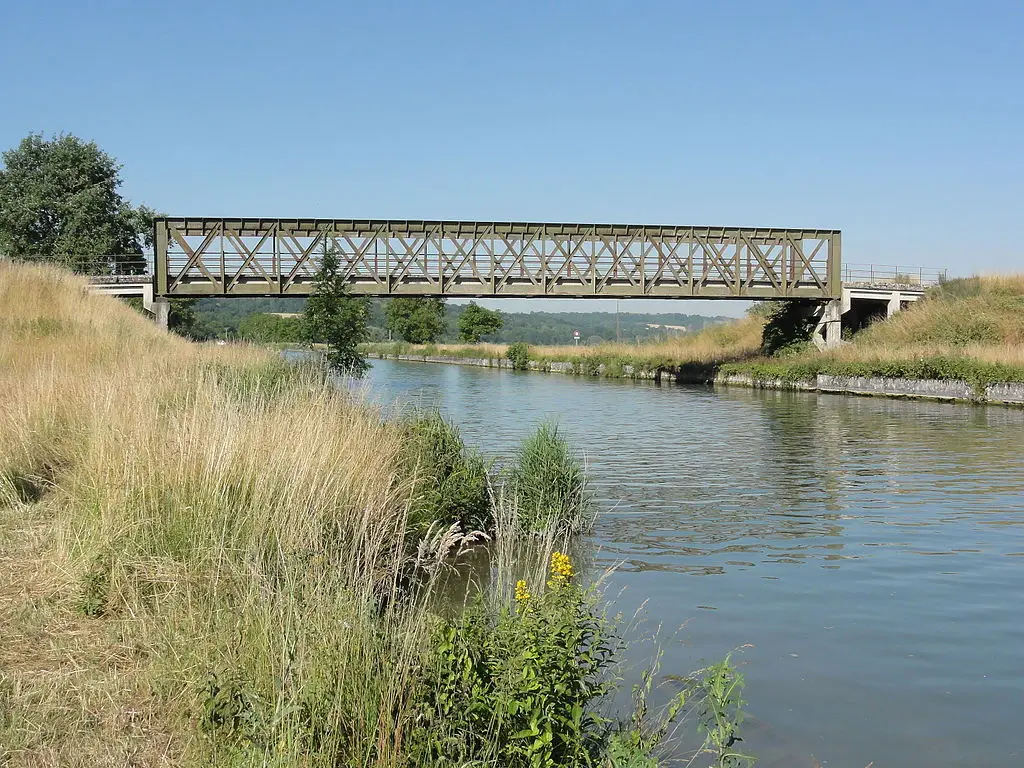 Canal Latéral à l'Aisne