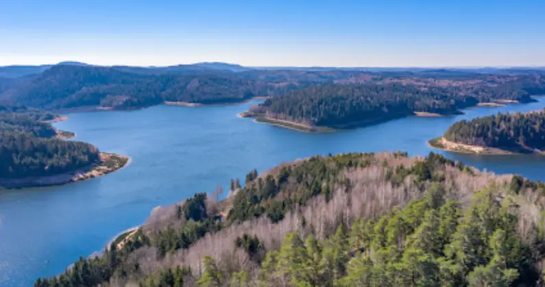 Lac de Pierre-Percée