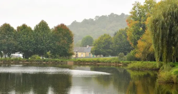 Etang de Kerstraquel