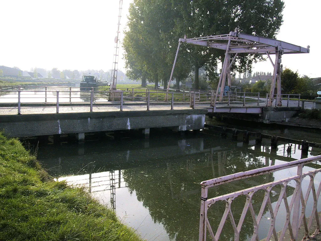 Canal de Neufossé