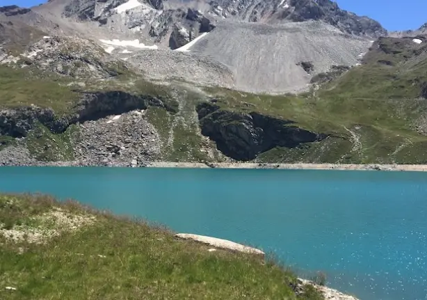 Lac de la Sassière