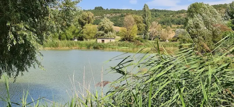 Plan d'eau de la Nesque