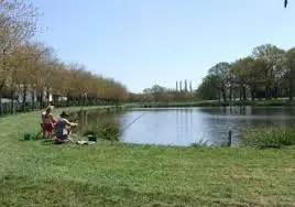 Plan d'eau communal à Saint Paul Mont Penit