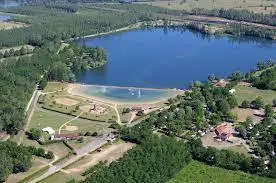 Le lac de Cormoranche-sur-Saône