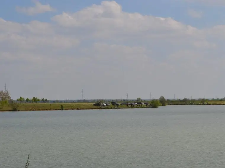 Kéthatár-tó Kerkafalva