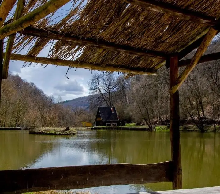 Váraszói víztározó (kistározó)