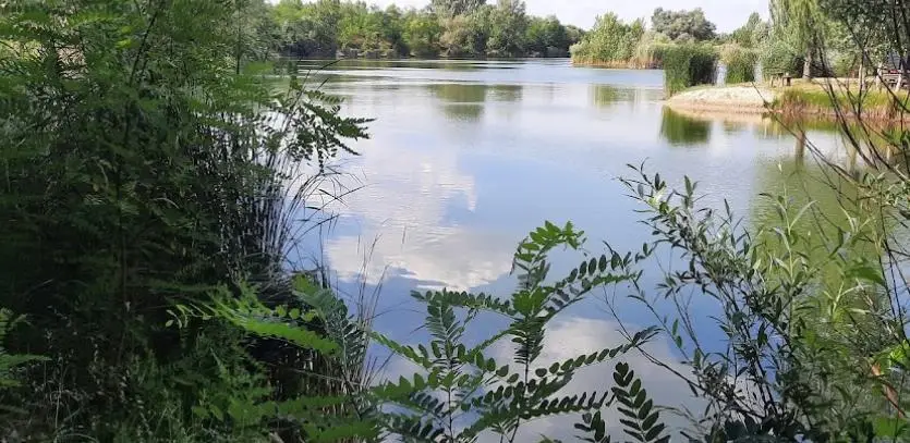 Peremvárosi horgásztó és pihenőpark