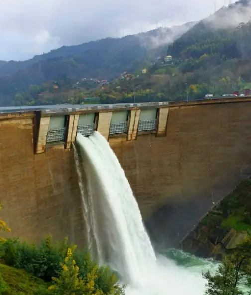 Albufeira da Caniçada e Rio Caldo