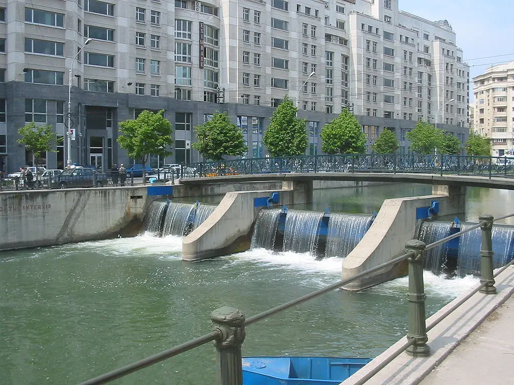 Râul Dâmbovița mijlocie