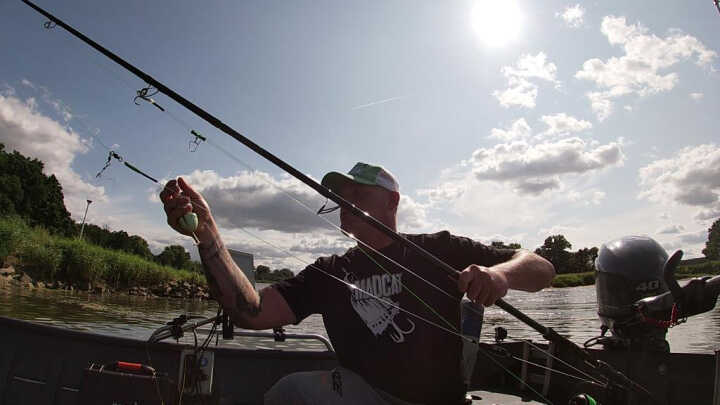 Podwodny spławik - rozmieszczanie zestawów