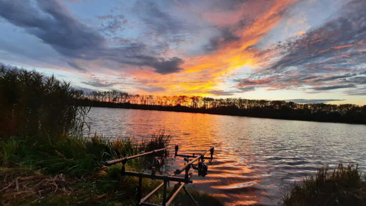 Nepořádek u vody a aplikace