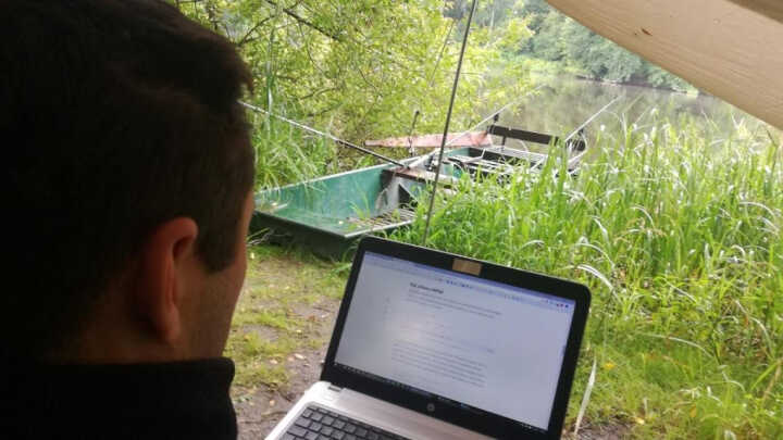 Riveroffice, aneb pracuji na rybách | Rybo.cz