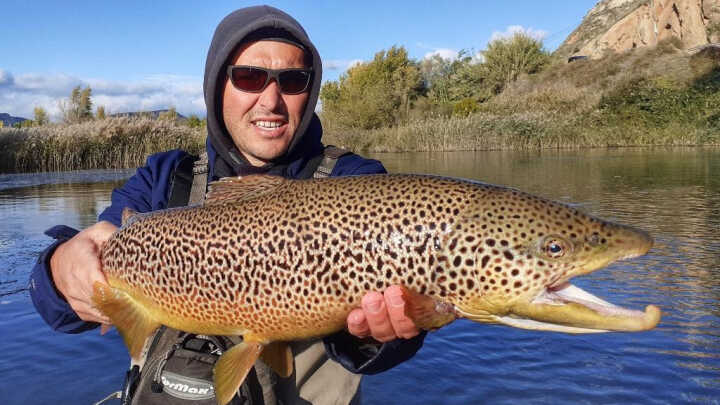 A talk with Milan, the monster fish catching guide