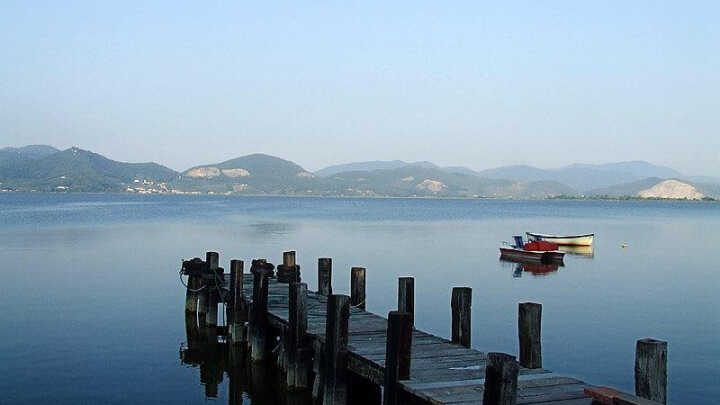 Fishing in Lake Massaciuccoli; a Tuscan anglers paradise