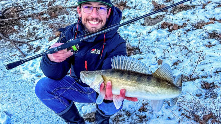 Зимни бели риби от брега / Winter Zandеr Fishing