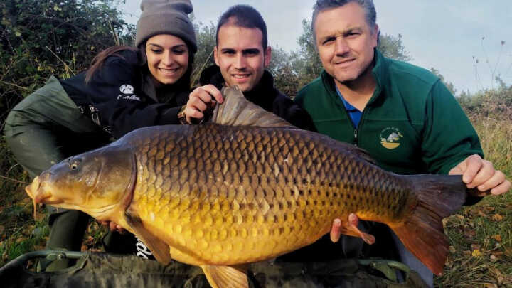 Sesion de pesca en familia