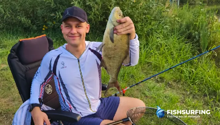 Bream are one of the typical feeder catches and the most common target fish. Frequent casts and classic lures are the way to success.