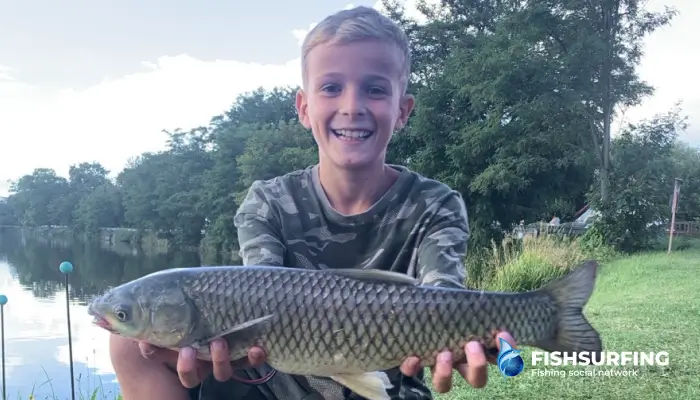 Pri rybolove ide predov&scaron;etk&yacute;m o z&aacute;bavu, preto si vyberajte rev&iacute;ry, kde sa vyhnete zbytočn&yacute;m komplik&aacute;ci&aacute;m.