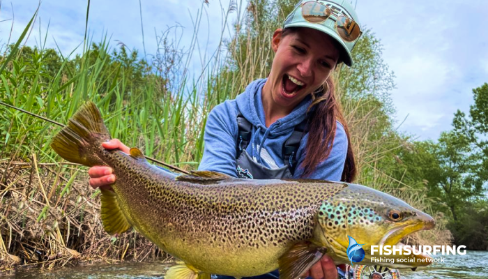 Fly fishing for beginners: how to choose the first equipment and where to start