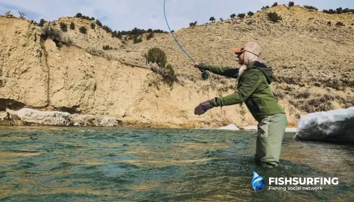 Don't cast at random. Stop and watch the water for a moment - you'll spot details you might have otherwise overlooked.