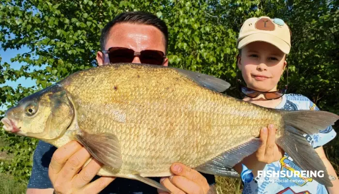 Choosing the right hooklength is crucial when feeder fishing.