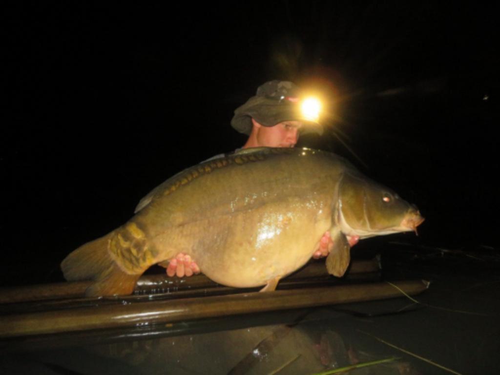 Steve’s 20+ kg carp from a 2 000 hectares lake