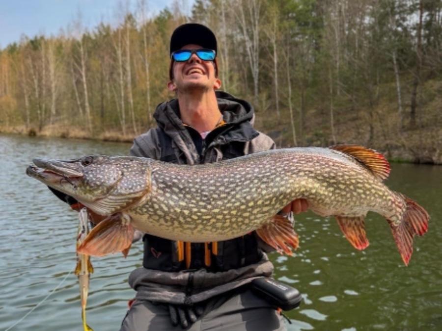 Tomáš - the road to a giant pike