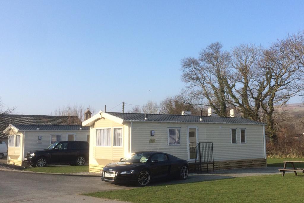 Bryn Gloch Caravan & Camping Park
