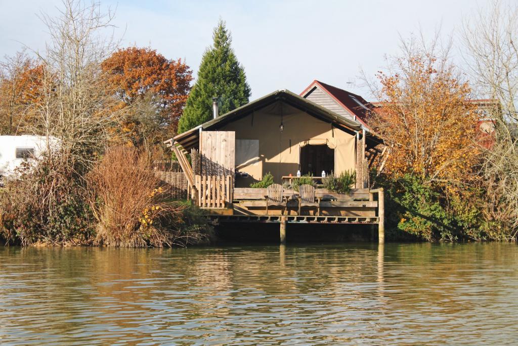 Sumners Ponds Fishery & Campsite