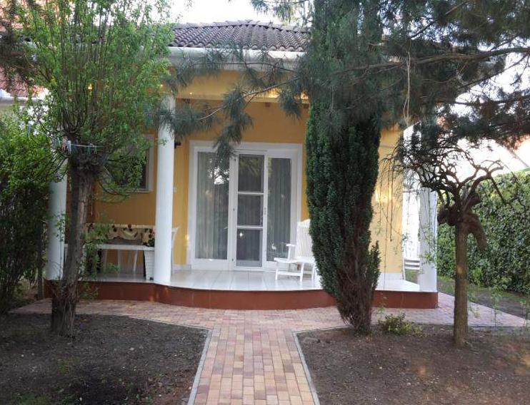 Körös-parti nyaraló