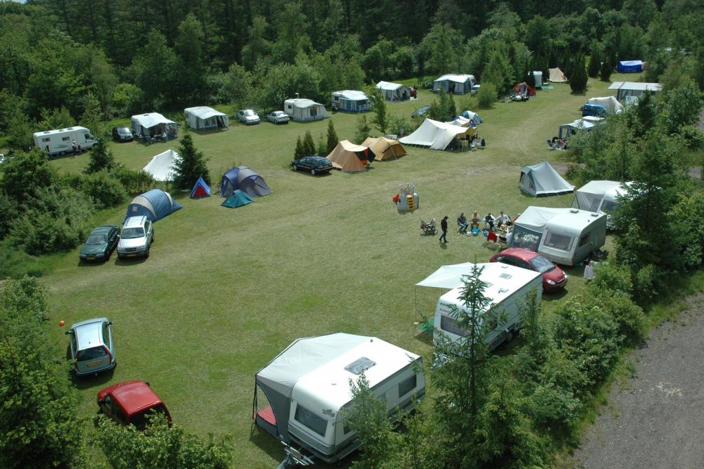 Camping De Bronzen Eik