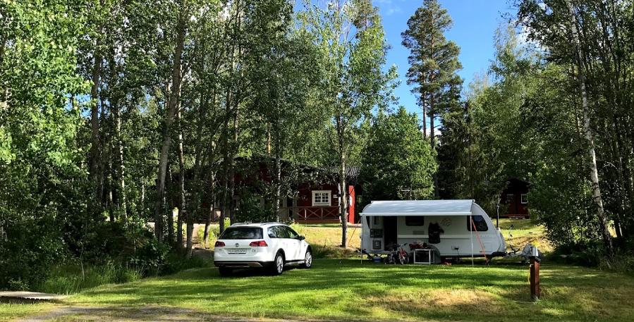 Långsjön Stugor & Camping