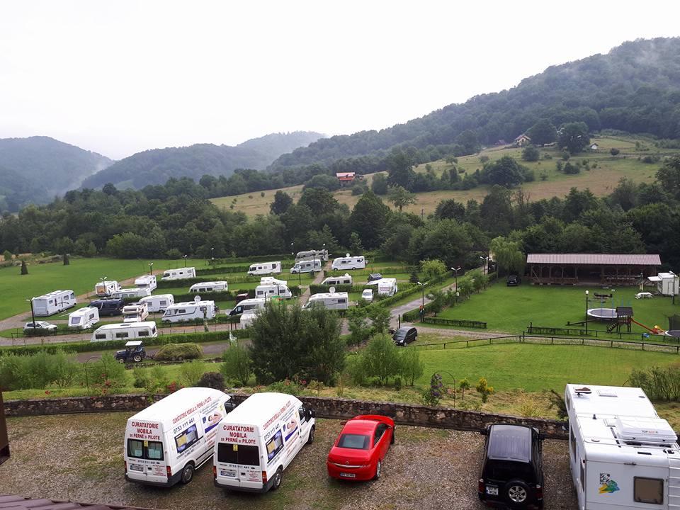 Camping Cheile Râşnoavei