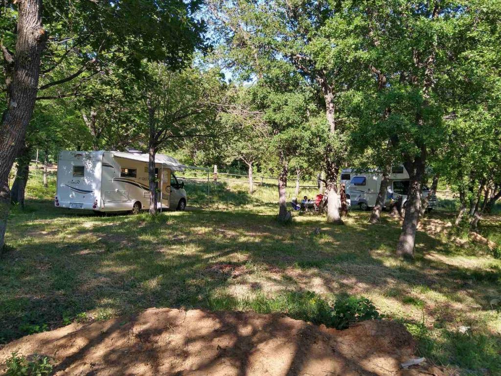 Къмпинг Оазис - Сливен