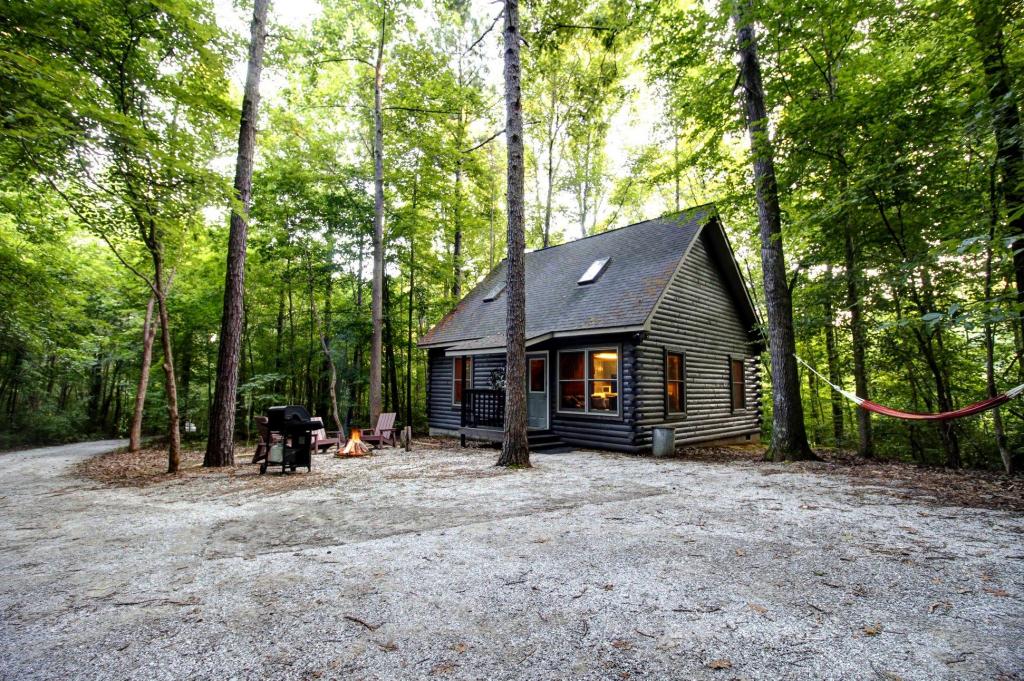 Rustic Hideaway Cabins