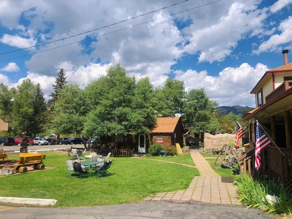 Misty Mountain Lodge