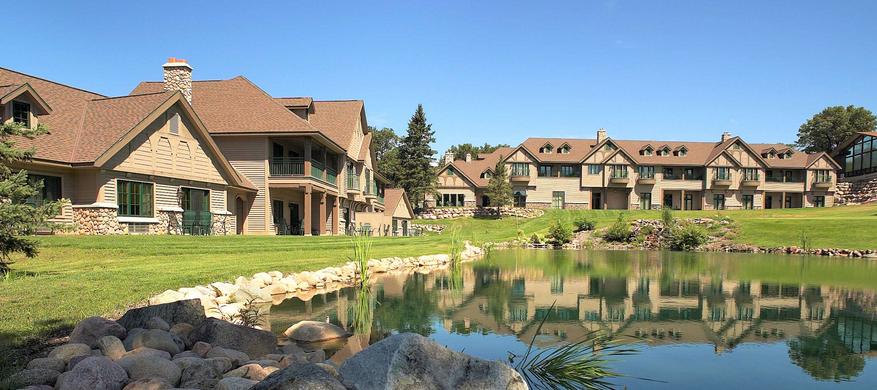 Madden's On Gull Lake