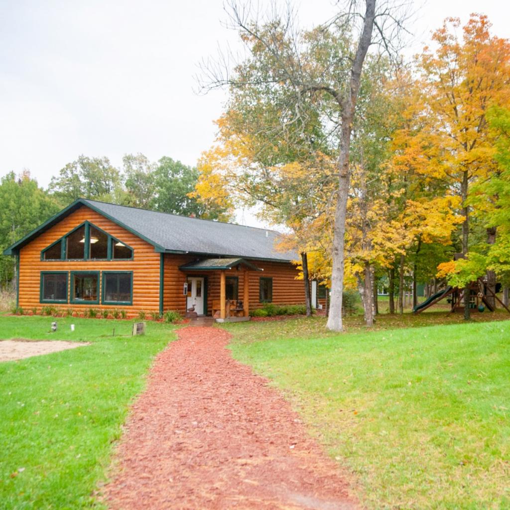 Hyde-A-Way Bay Resort