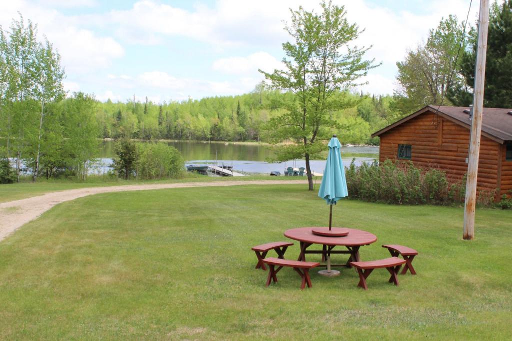 Vermilion River Cottages