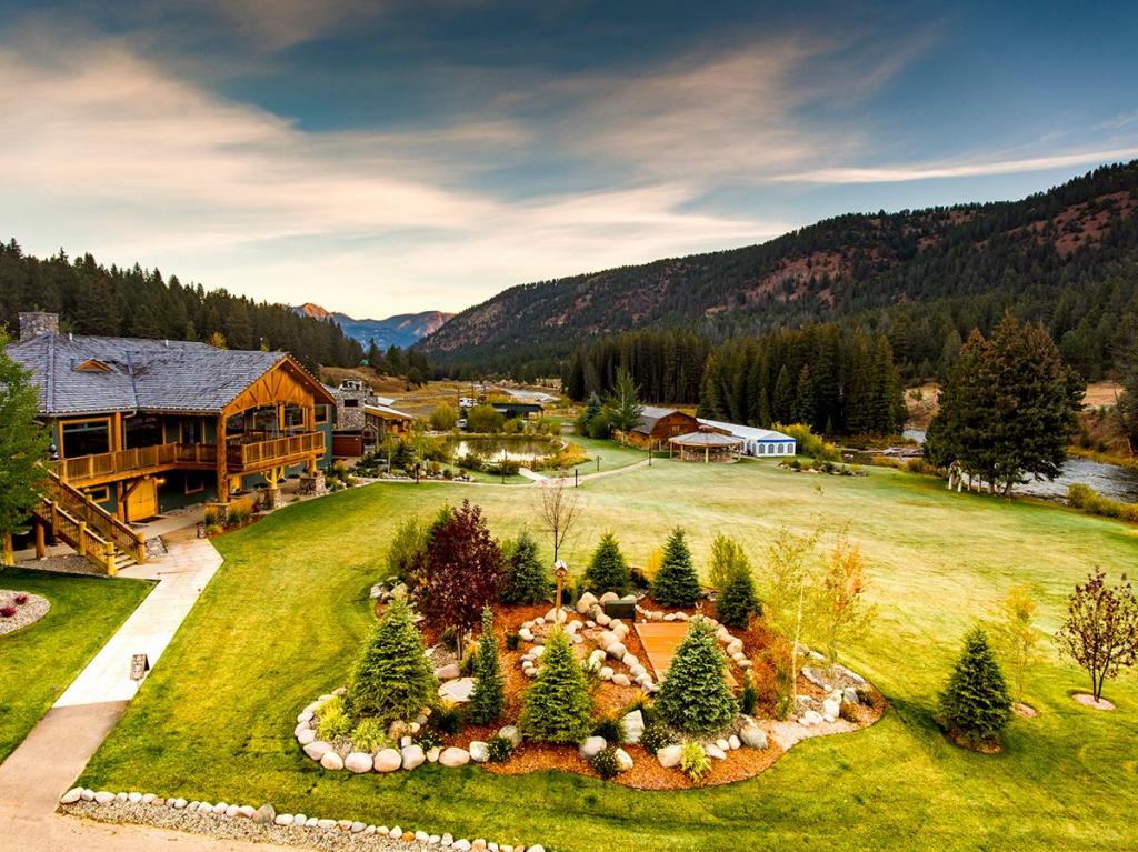 Rainbow Ranch Lodge