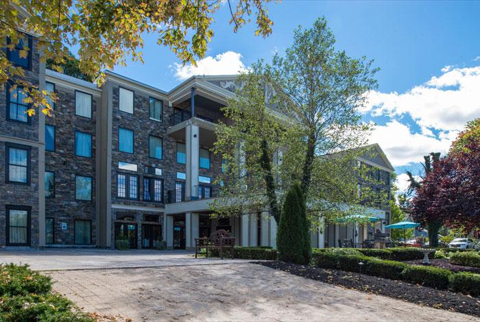 Niagara Crossing Hotel & Spa