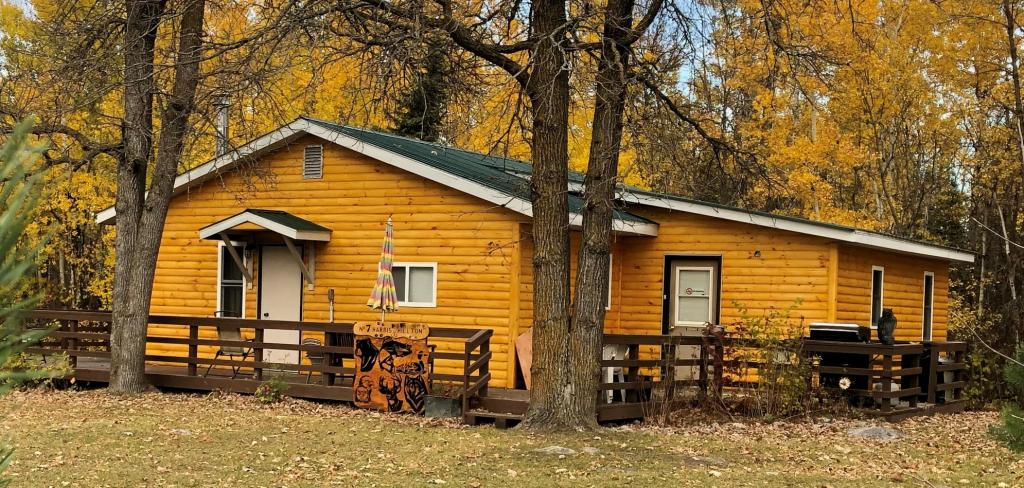 Harris Hill Resort - Lake of the Woods