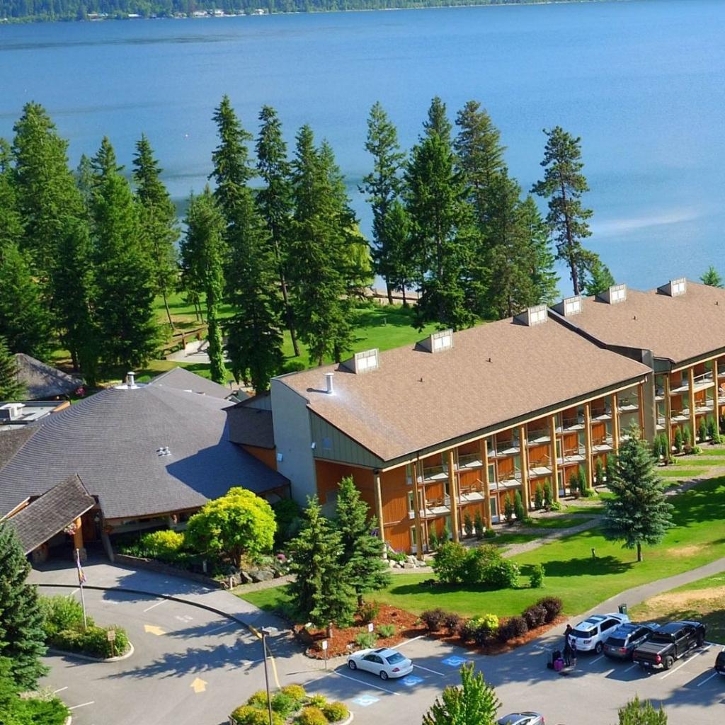 Quaaout Lodge and Talking Rock Golf