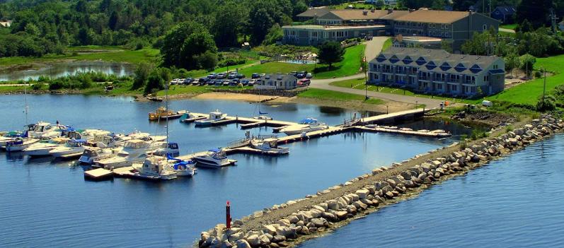 Oak Island Resort & Conference Centre
