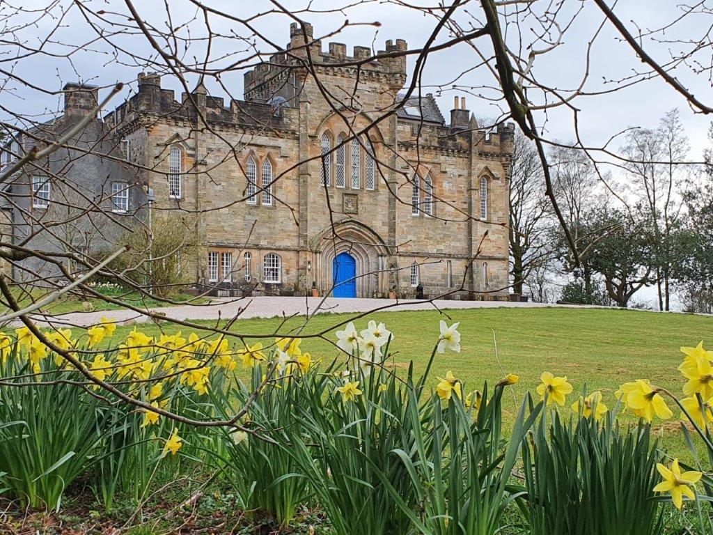 Craufurdland Castle Estate