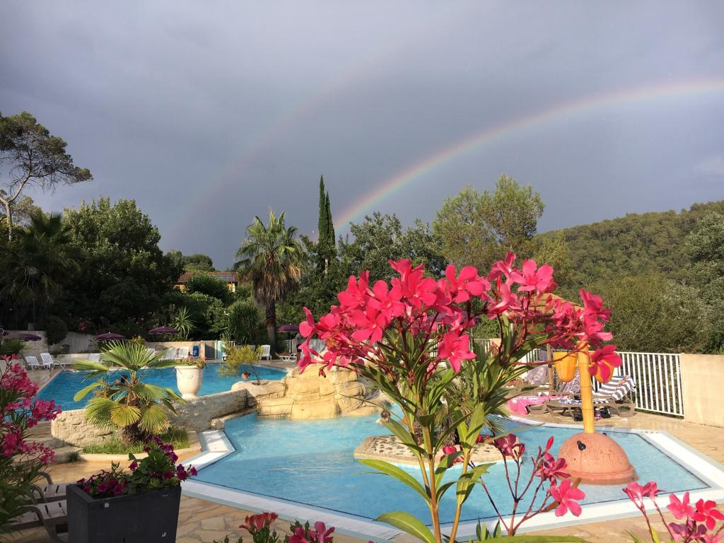 Camping Les Pinèdes